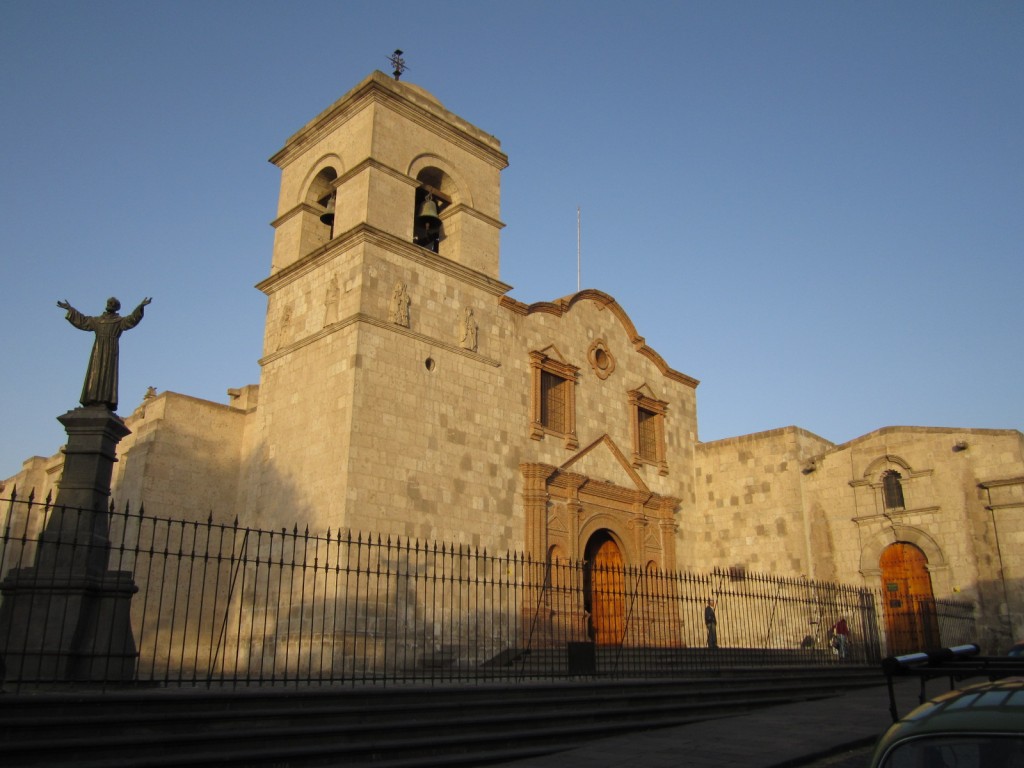 Iglesia de San Francisco is located along Calle Melgar, a few blocks from the Santa Catalina Monastery.